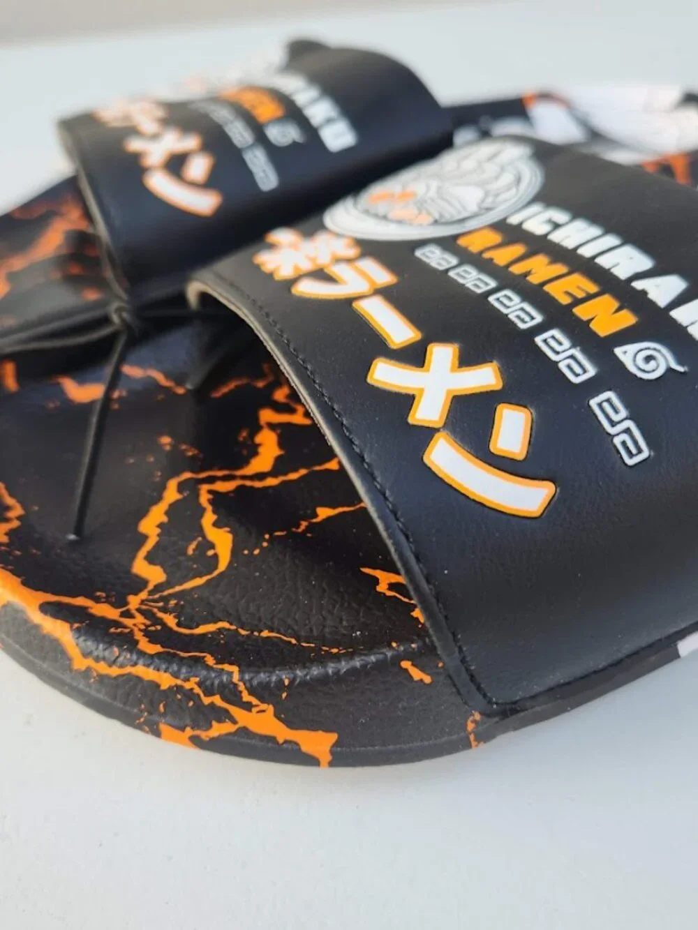 NEW Naruto Anime Ramen Men’s Size 7 Slippers Sandals Slides Shippuden Ichiraku R